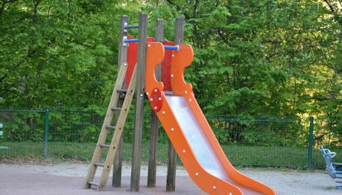 Parcs infantils d'ús públic a l'aire lliure